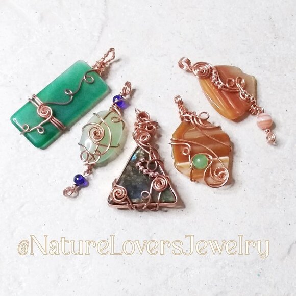 Sleek Copper Wire Wrap! Banded Agate + Green Aventurine Pendant - Casual Chic! - Picture 9 of 10